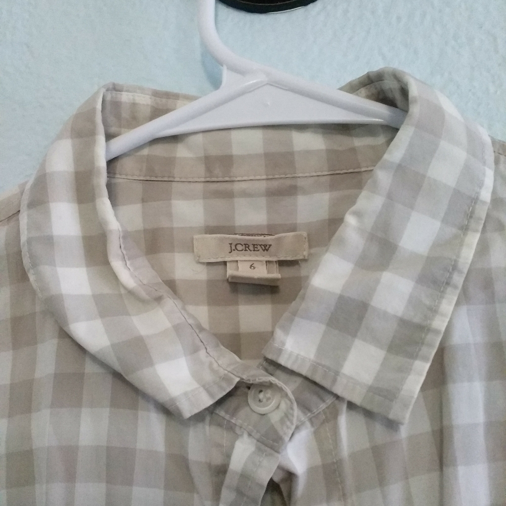J. Crew Tan and White Button Down Shirt Classic Design
